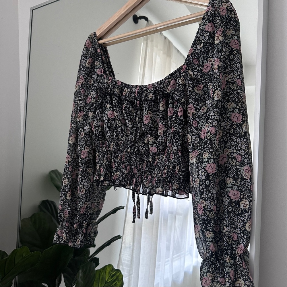 Forever 21 Black and Pink Floral Blouse
